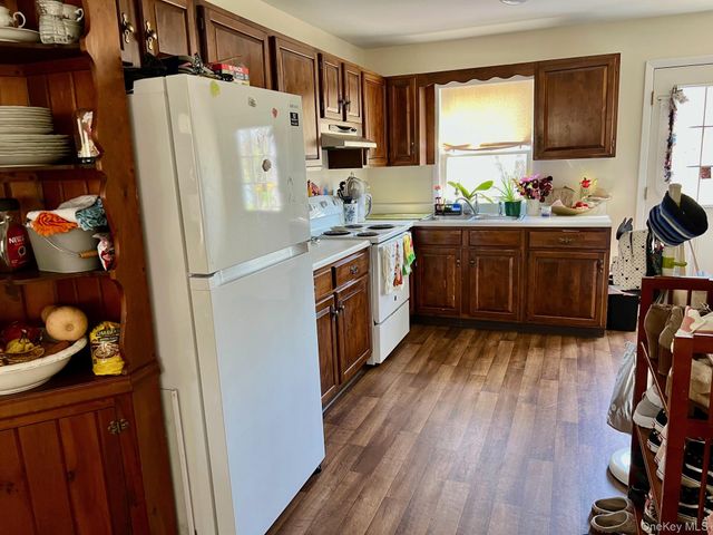 24 Wilson Eaton Road, Amenia, NY 12501