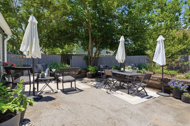 2908 Westmoreland Dr, Nashville, TN 37212