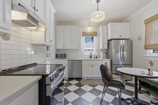 2908 Westmoreland Dr, Nashville, TN 37212