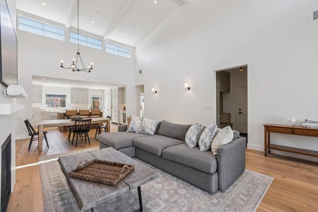 2 Augusta Court, Los Gatos, CA 95030