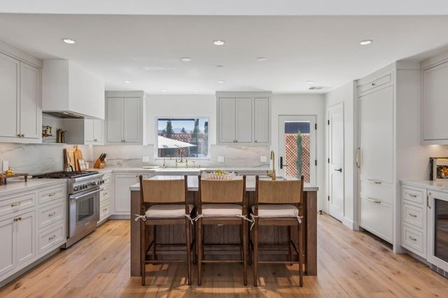 2 Augusta Court, Los Gatos, CA 95030