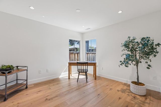 2 Augusta Court, Los Gatos, CA 95030