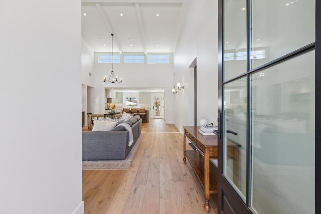 2 Augusta Court, Los Gatos, CA 95030