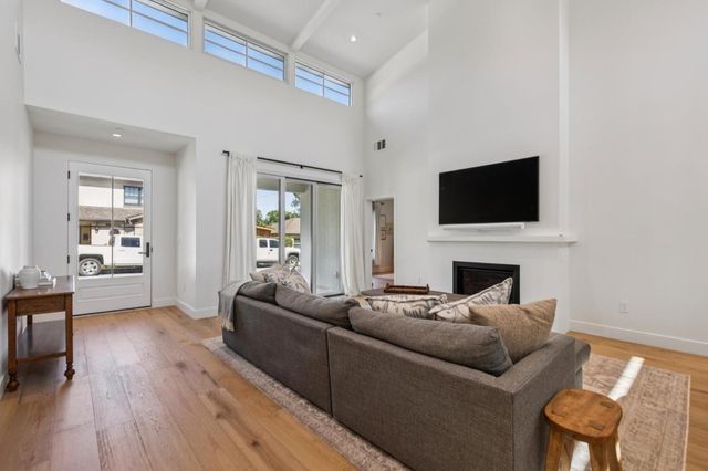 2 Augusta Court, Los Gatos, CA 95030