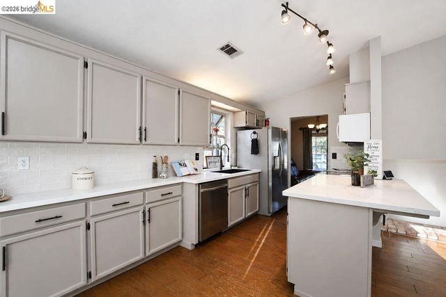 4239 Sequoia Drive, Oakley, CA 94561