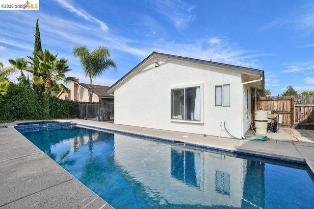 4239 Sequoia Drive, Oakley, CA 94561