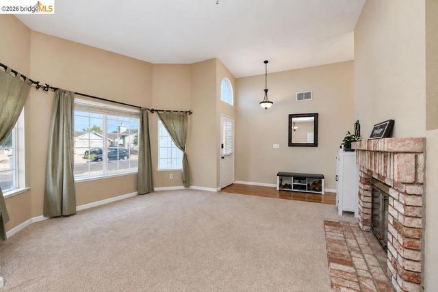 4239 Sequoia Drive, Oakley, CA 94561