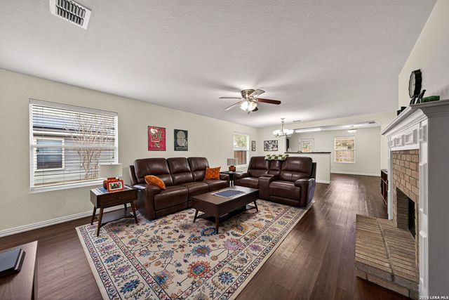 7942 Ruidoso Chase, Selma, TX 78154