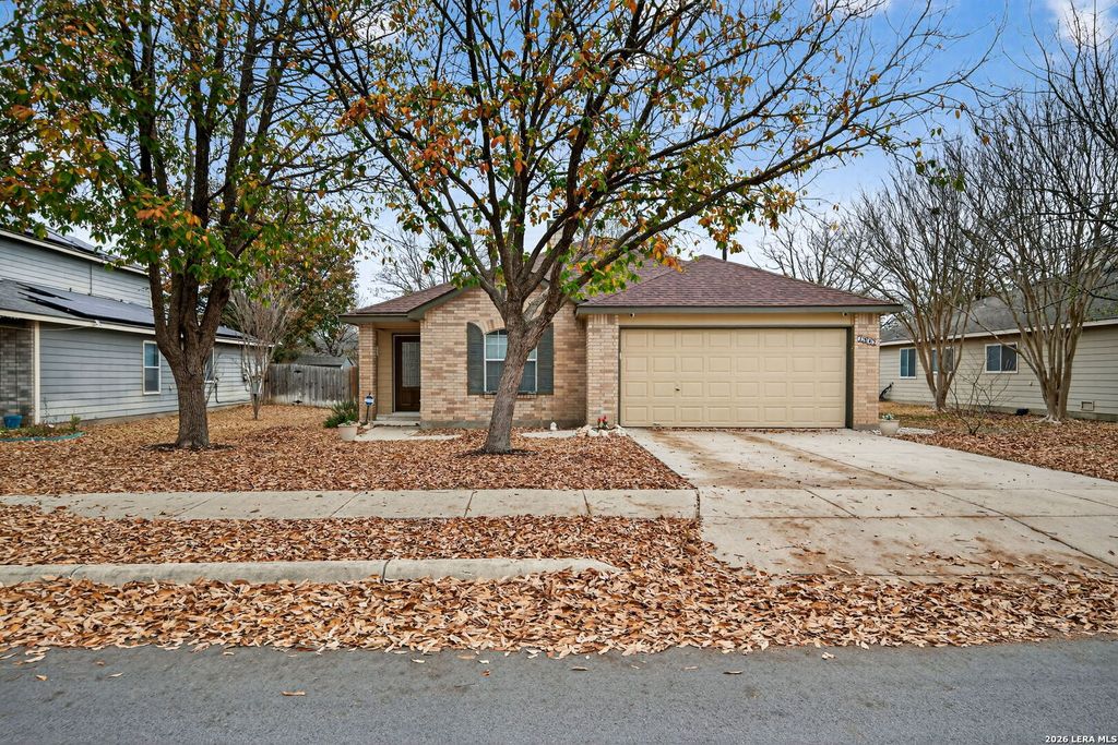 7942 Ruidoso Chase, Selma, TX 78154