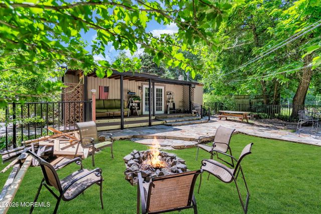 21 Yellowbrook Road, Freehold, NJ 07728