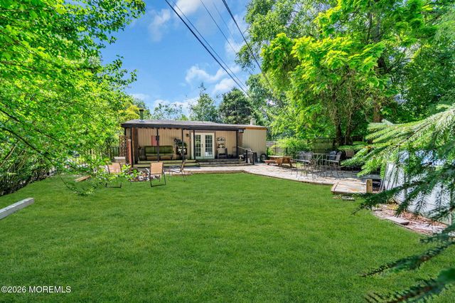 21 Yellowbrook Road, Freehold, NJ 07728