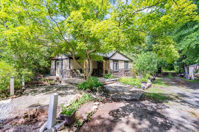 21 Yellowbrook Road, Freehold, NJ 07728