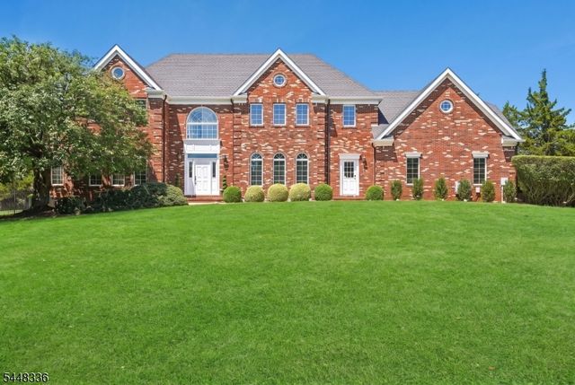 6 Proprietor Ln, Readington Twp., NJ 08889