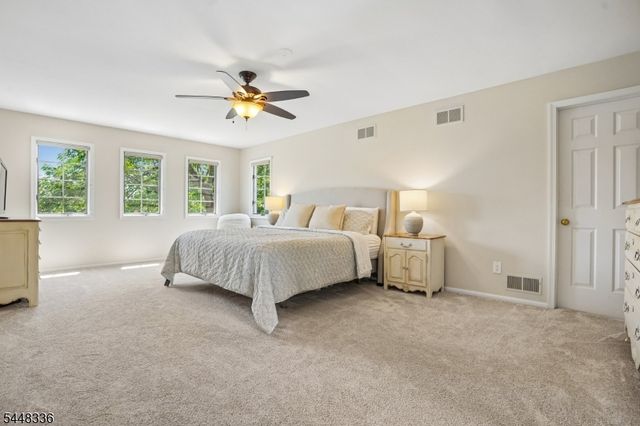 6 Proprietor Ln, Readington Twp., NJ 08889