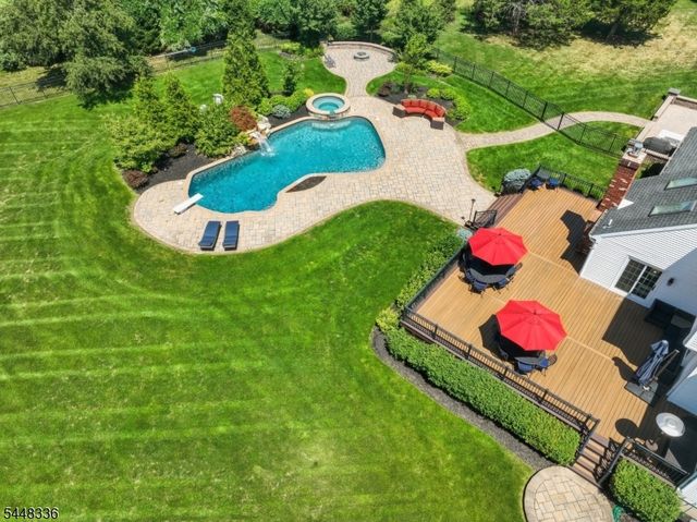 6 Proprietor Ln, Readington Twp., NJ 08889