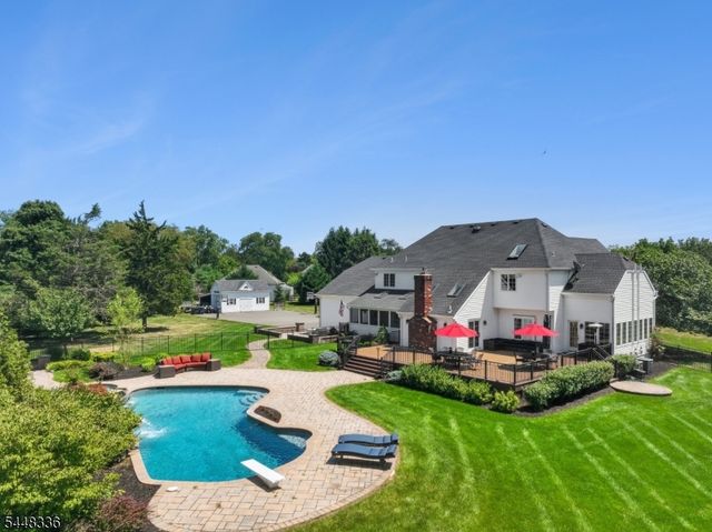 6 Proprietor Ln, Readington Twp., NJ 08889