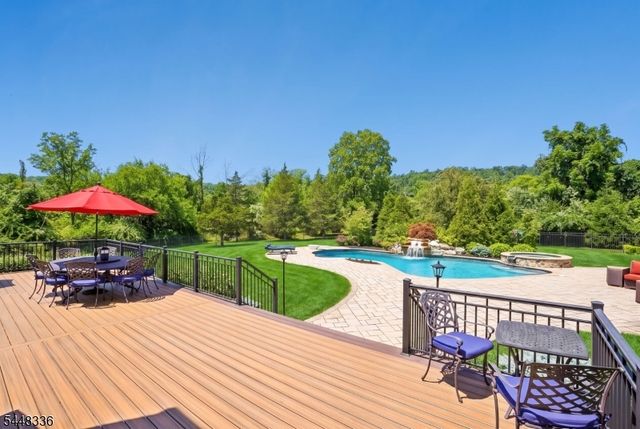 6 Proprietor Ln, Readington Twp., NJ 08889