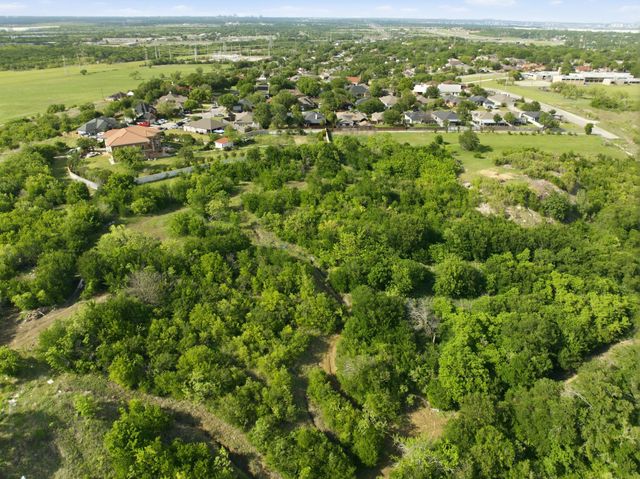 6156 Winonly Circle, Dallas, TX 75211