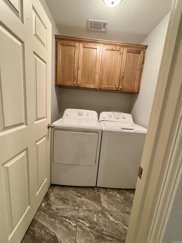 307 S Shady Lane, Benton, AR 72015