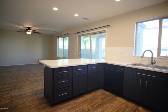 5741 S Ladyslipper Place, Tucson, AZ 85747