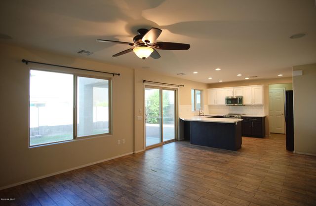 5741 S Ladyslipper Place, Tucson, AZ 85747