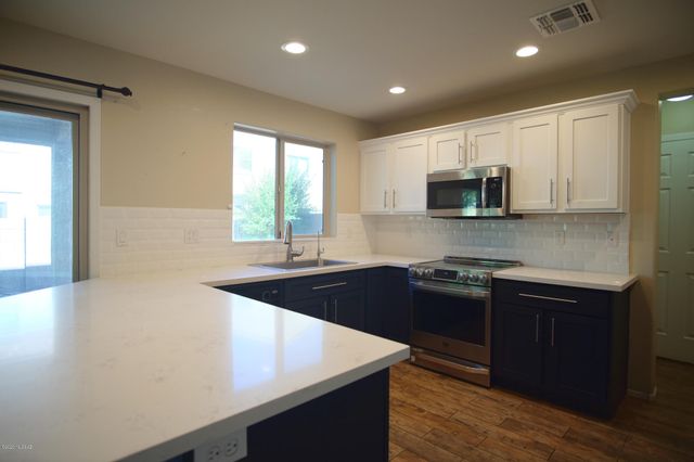 5741 S Ladyslipper Place, Tucson, AZ 85747