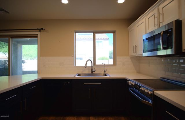 5741 S Ladyslipper Place, Tucson, AZ 85747