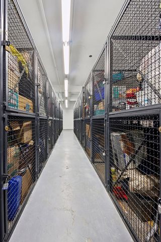 2323 W PERSHING Road 340, Chicago, IL 60609