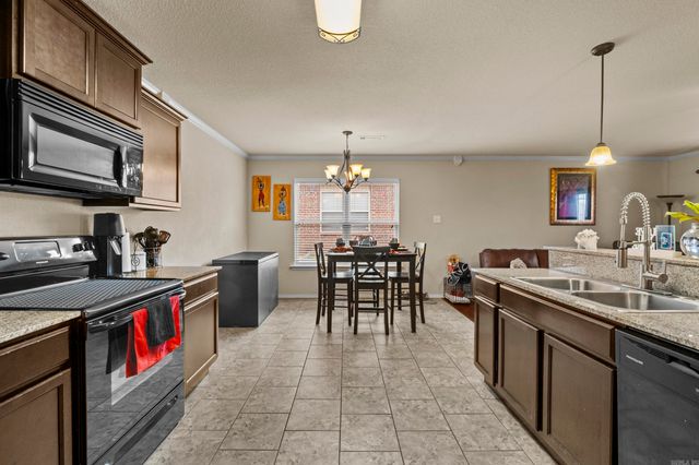 6716 Ridgemist Lane, North Little Rock, AR 72117