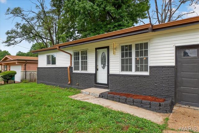 10243 Pannell Drive, St Louis, MO 63136