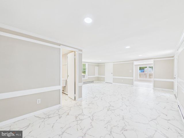 203 SHACKELFORD WELL RD, Fredericksburg, VA 22406