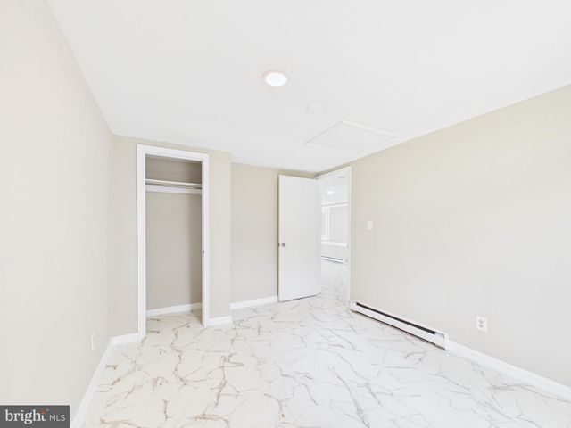 203 SHACKELFORD WELL RD, Fredericksburg, VA 22406