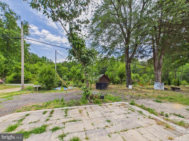 203 SHACKELFORD WELL RD, Fredericksburg, VA 22406