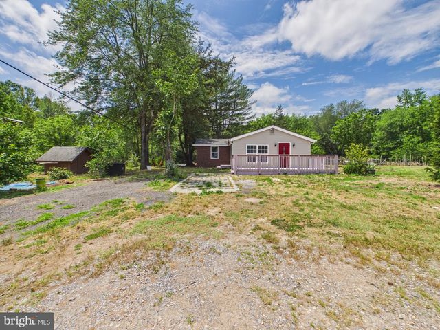 203 SHACKELFORD WELL RD, Fredericksburg, VA 22406
