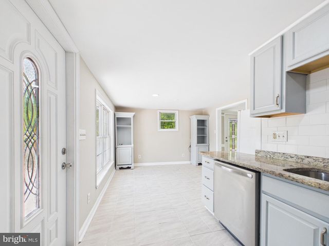 203 SHACKELFORD WELL RD, Fredericksburg, VA 22406