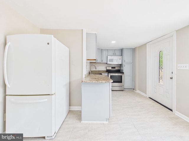 203 SHACKELFORD WELL RD, Fredericksburg, VA 22406