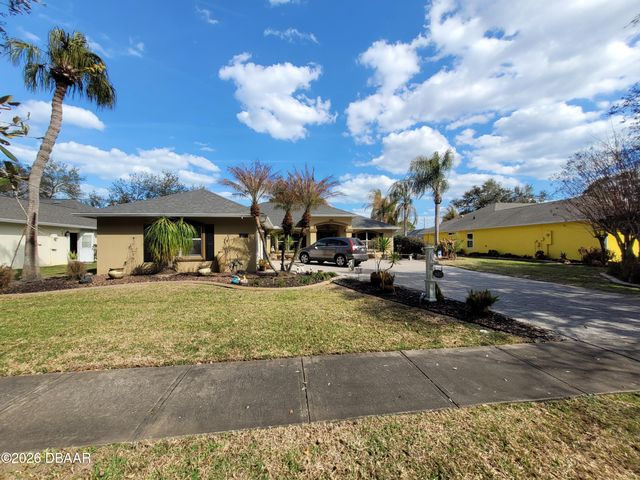 1607 Promenade Circle, Port Orange, FL 32129