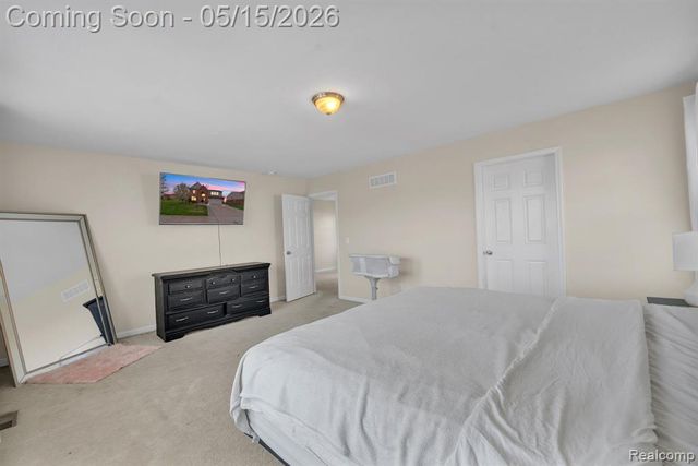 50647 Bredenbury Drive, Macomb, MI 48044