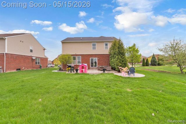 50647 Bredenbury Drive, Macomb, MI 48044
