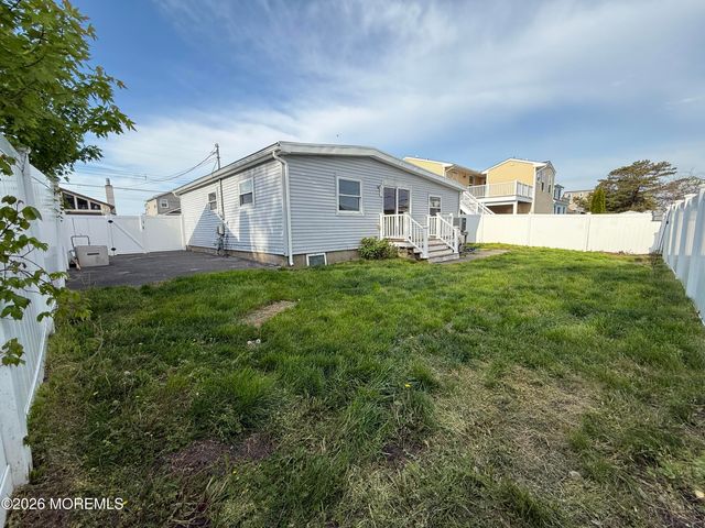 3414 Bergen Avenue, Toms River, NJ 08753