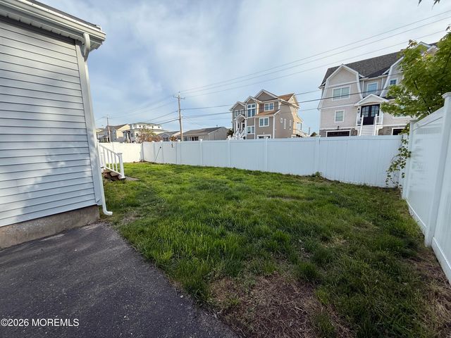 3414 Bergen Avenue, Toms River, NJ 08753