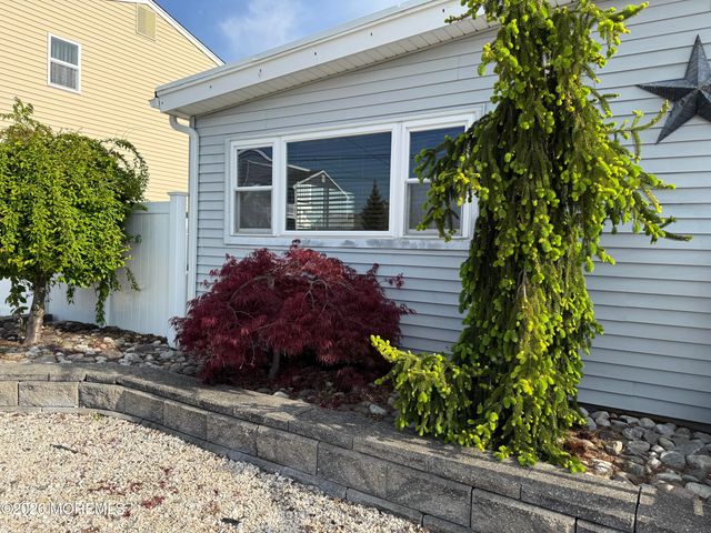 3414 Bergen Avenue, Toms River, NJ 08753