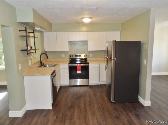 515 S Monroe Street, Beverly Hills, FL 34465