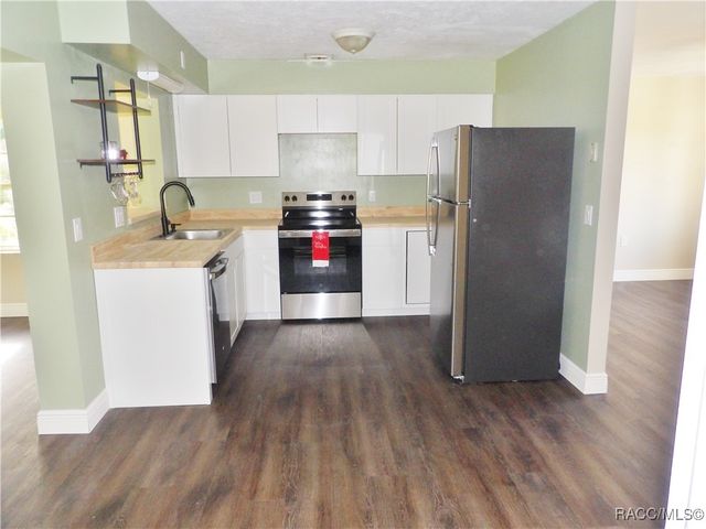 515 S Monroe Street, Beverly Hills, FL 34465