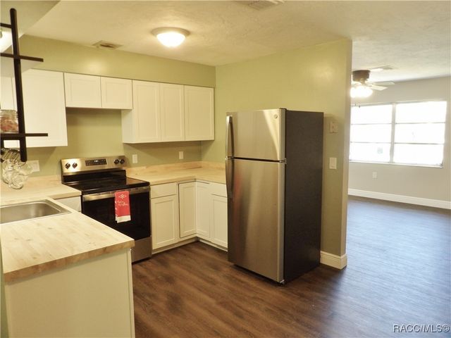 515 S Monroe Street, Beverly Hills, FL 34465