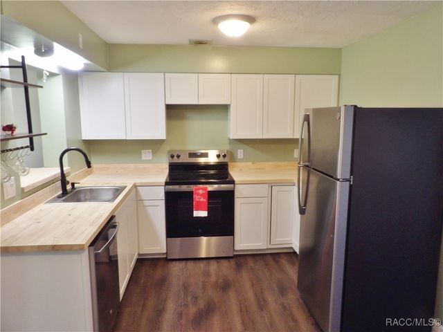 515 S Monroe Street, Beverly Hills, FL 34465