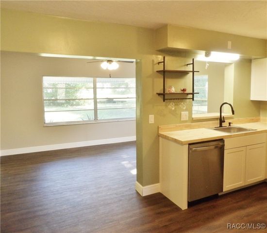 515 S Monroe Street, Beverly Hills, FL 34465