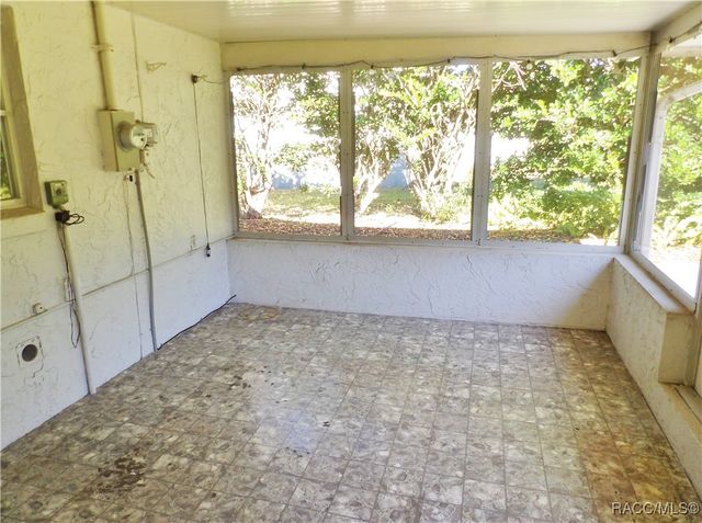 515 S Monroe Street, Beverly Hills, FL 34465