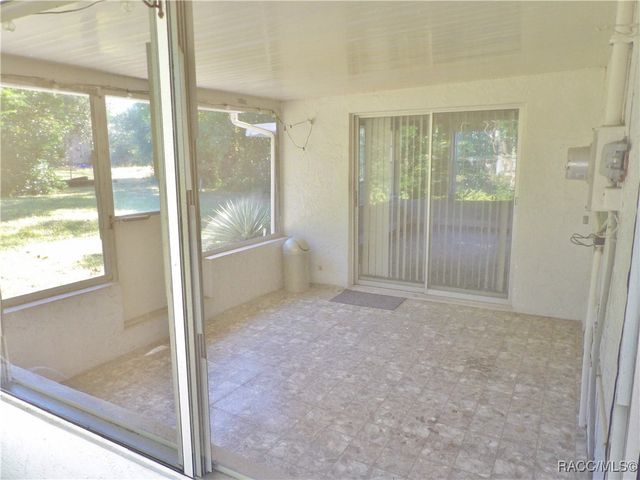 515 S Monroe Street, Beverly Hills, FL 34465