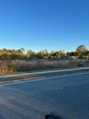 1668 N US HIGHWAY 441, Lake City, FL 32055